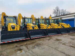 Японські екскаватори Komatsu боротимуться з засухою на Одещині