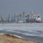 Росія продовжує нелегальний експорт українського зерна через порти Маріуполя та Бердянська