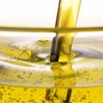 Зростаючий попит та обстріли штовхають вгору вартість соняшникової олії.