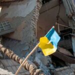 В прифронтових регіонах України планують полегшити трудове регулювання.