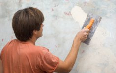 Як штукатурити стіни?