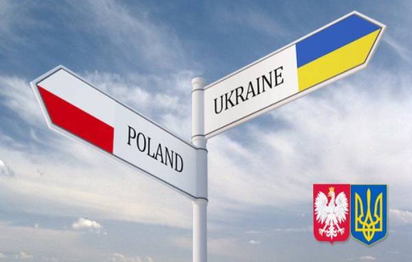 Експорт зерна з України через польські пункти пропуску зріс майже утричі
