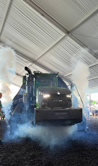 Fendt 1100 Vario MT: потужність, характеристики та особливості нового трактора